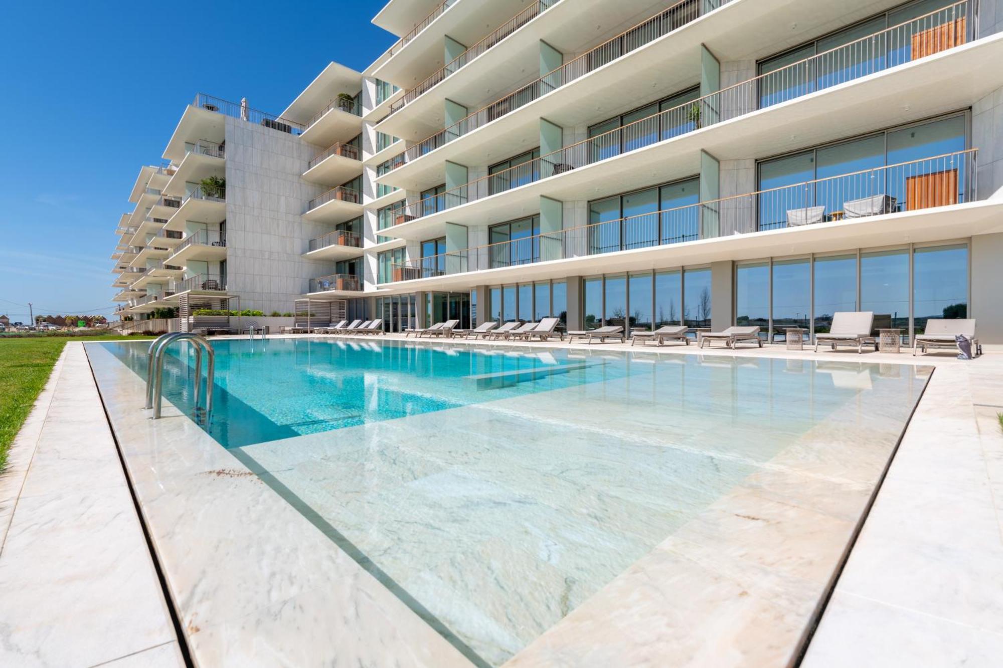 Bayline Condominium - Heated Indoor Swimming Pool - Spa - By Bedzy Armação de Pêra Exterior foto